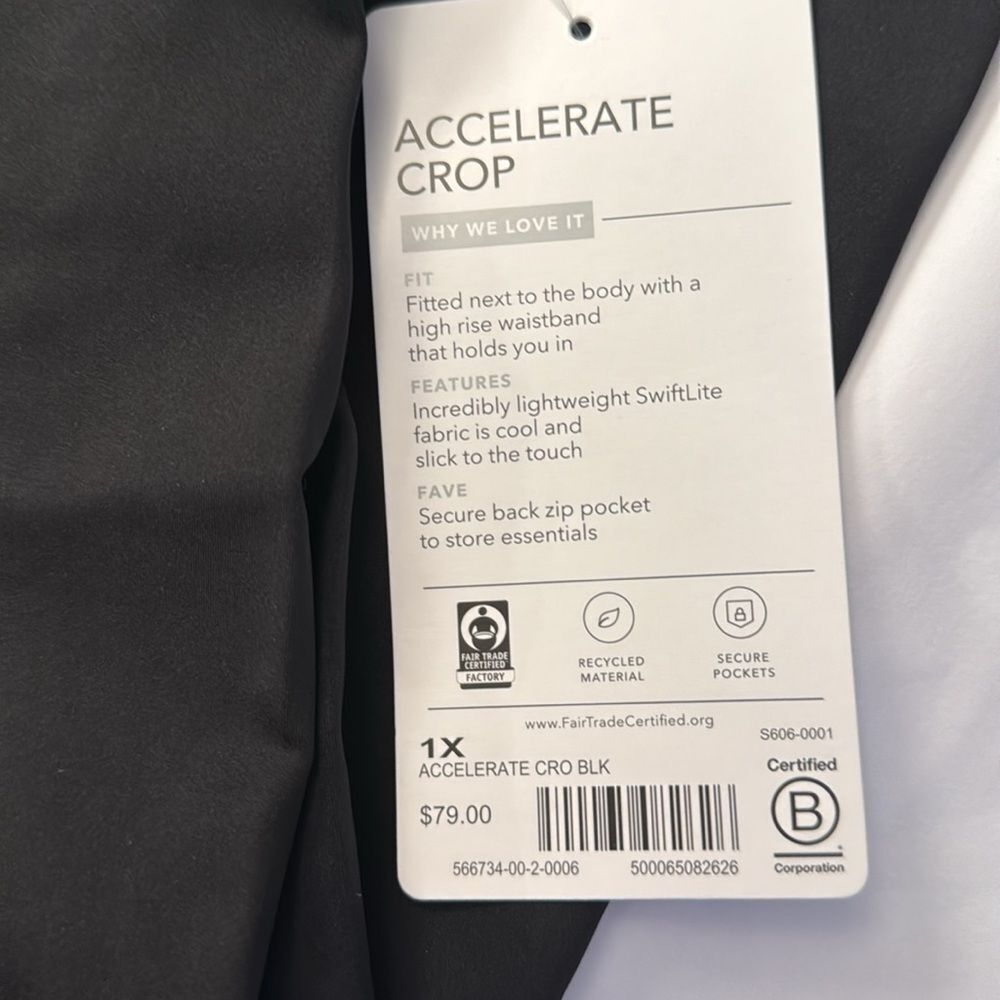 NWT Athleta  Accelerate Crop. Black. 1X - Picture 4 of 4